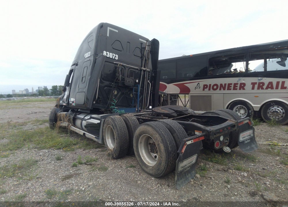 2013 FREIGHTLINER CASCADIA 125 VIN: 1FUJGLDR1DSBW7550
