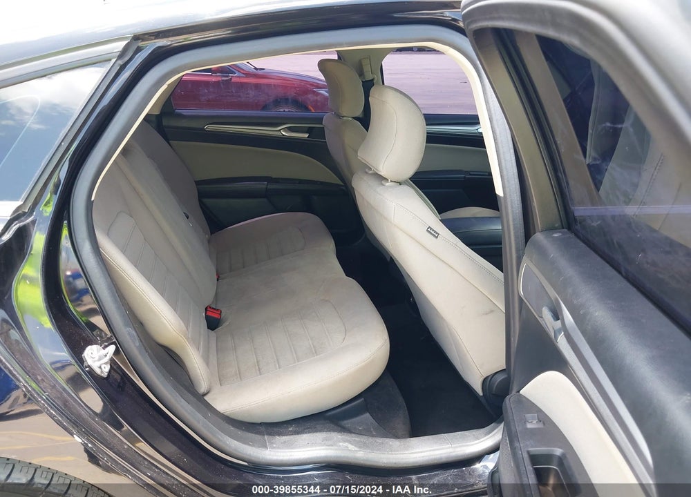 2019 FORD FUSION S VIN: 3FA6P0G79KR282821