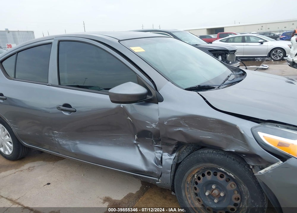 2016 NISSAN VERSA 1.6 S+ VIN: 3N1CN7AP1GL903213