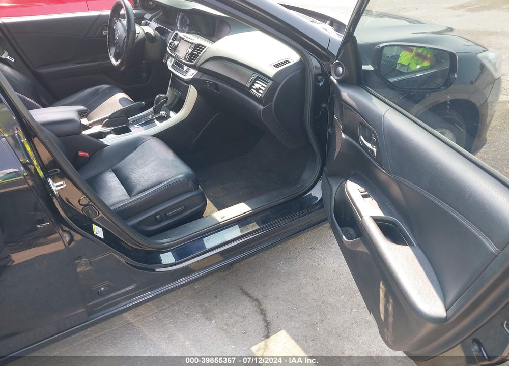 2013 HONDA ACCORD EX-L V-6 VIN: 1HGCR3F80DA024205