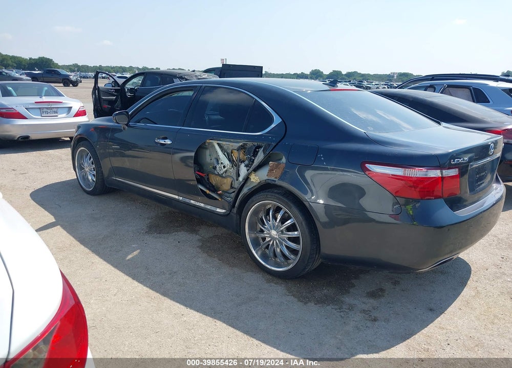 2009 LEXUS LS 460 VIN: JTHBL46FX95090792