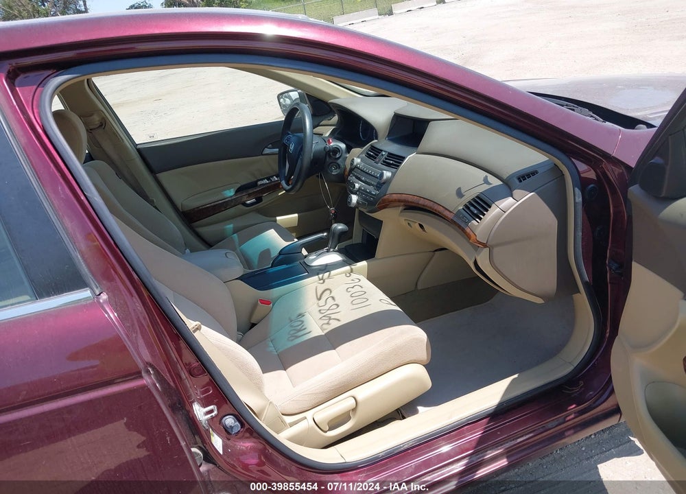 2008 HONDA ACCORD 2.4 EX VIN: JHMCP26718C031923