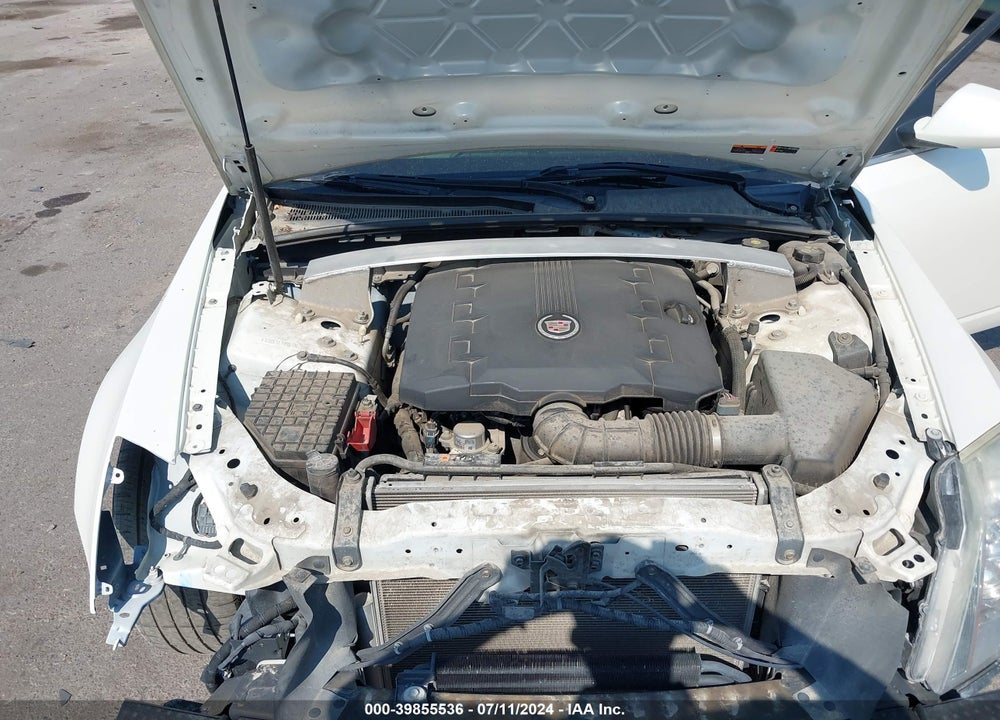 2011 CADILLAC CTS LUXURY VIN: 1G6DG5EY0B0130200