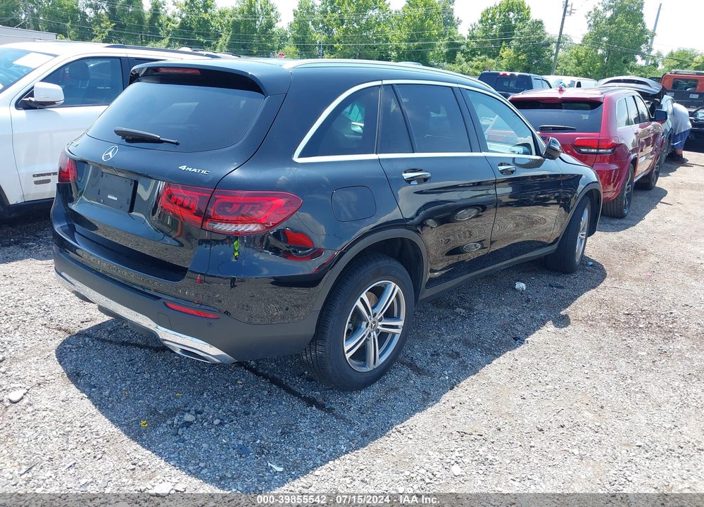 2021 MERCEDES-BENZ GLC 300 4MATIC SUV VIN: W1N0G8EB7MF880940