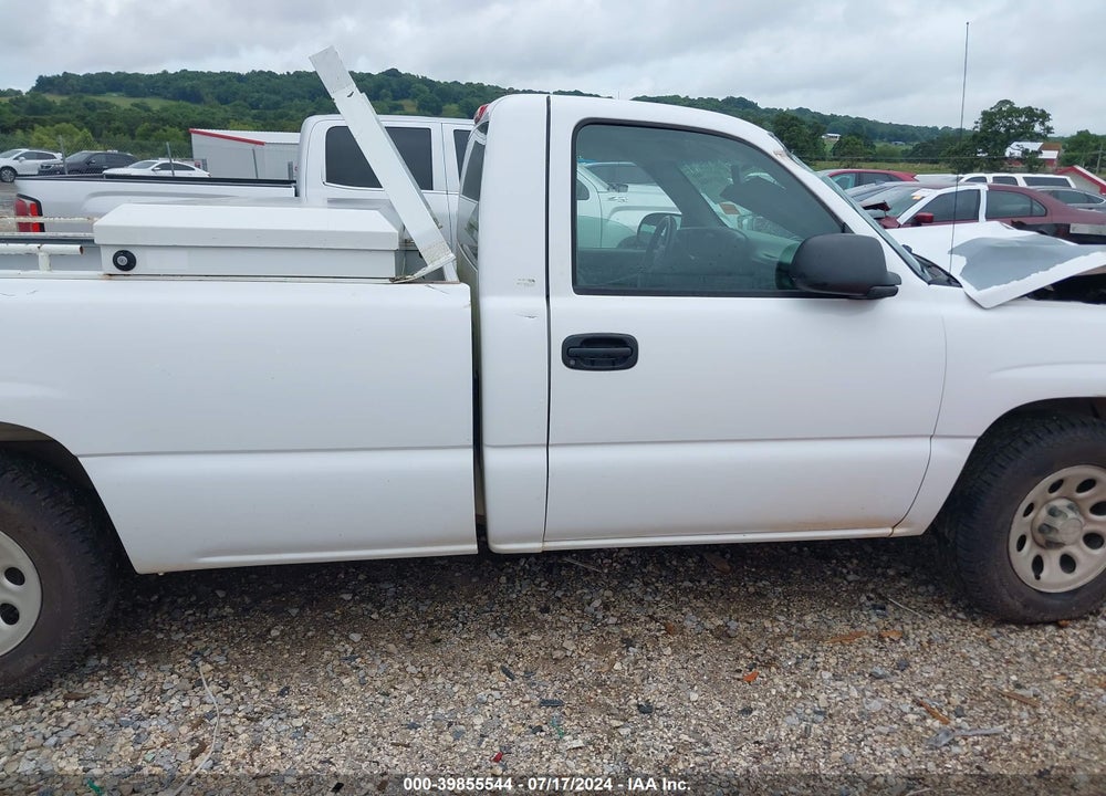 2005 CHEVROLET SILVERADO 1500 WORK TRUCK VIN: 1GCEC14V05Z316980