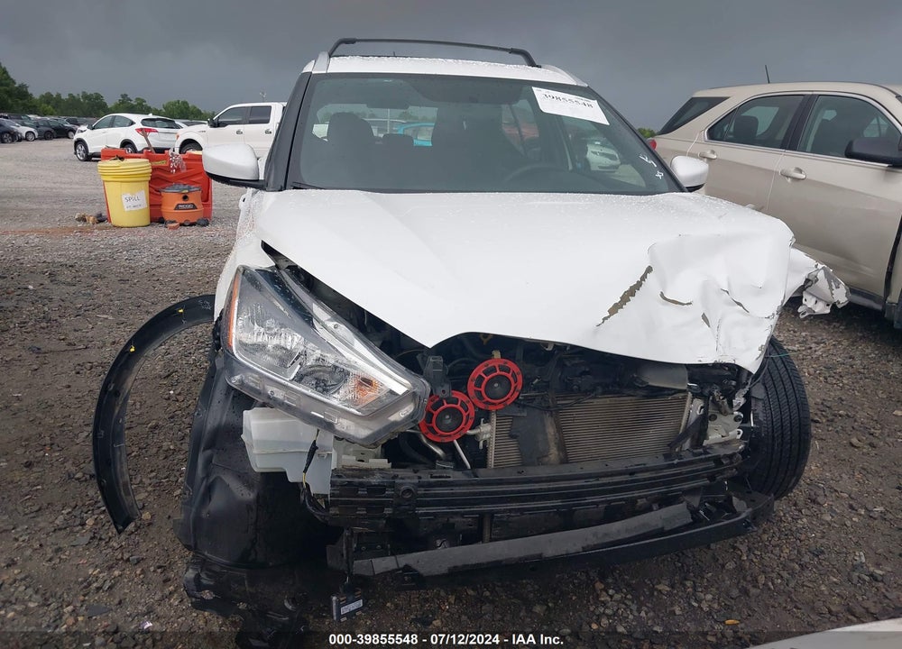 2018 NISSAN KICKS VIN: 3N1CP5CUXJL526079