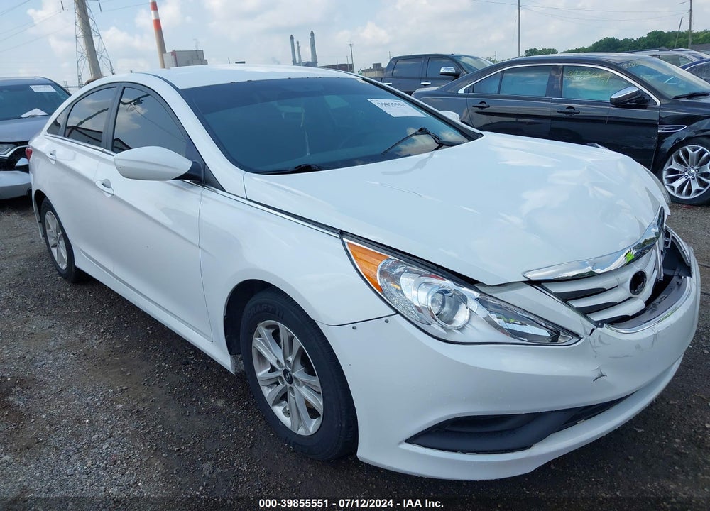 2014 HYUNDAI SONATA GLS VIN: 5NPEB4ACXEH850826