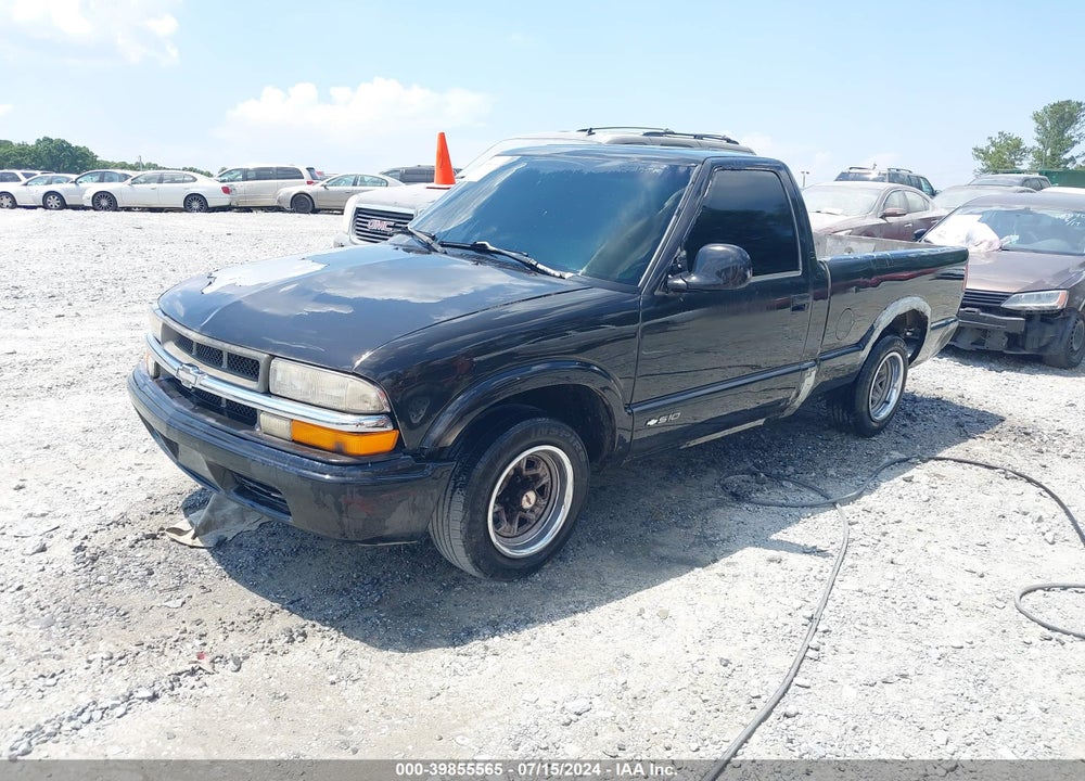 1998 CHEVROLET S-10 LS FLEETSIDE VIN: 1GCCS1442WK182968