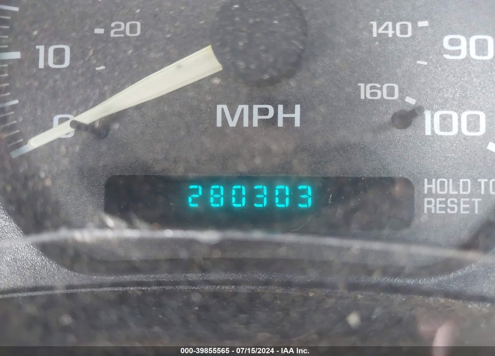 1998 CHEVROLET S-10 LS FLEETSIDE VIN: 1GCCS1442WK182968