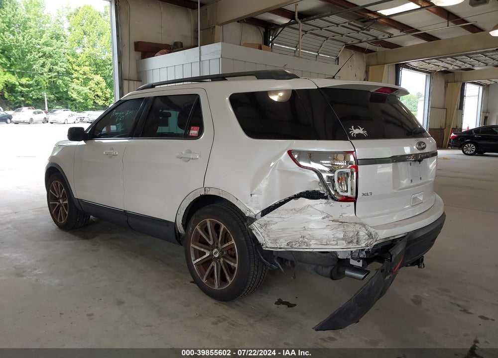 2015 FORD EXPLORER XLT VIN: 1FM5K7D88FGA01451