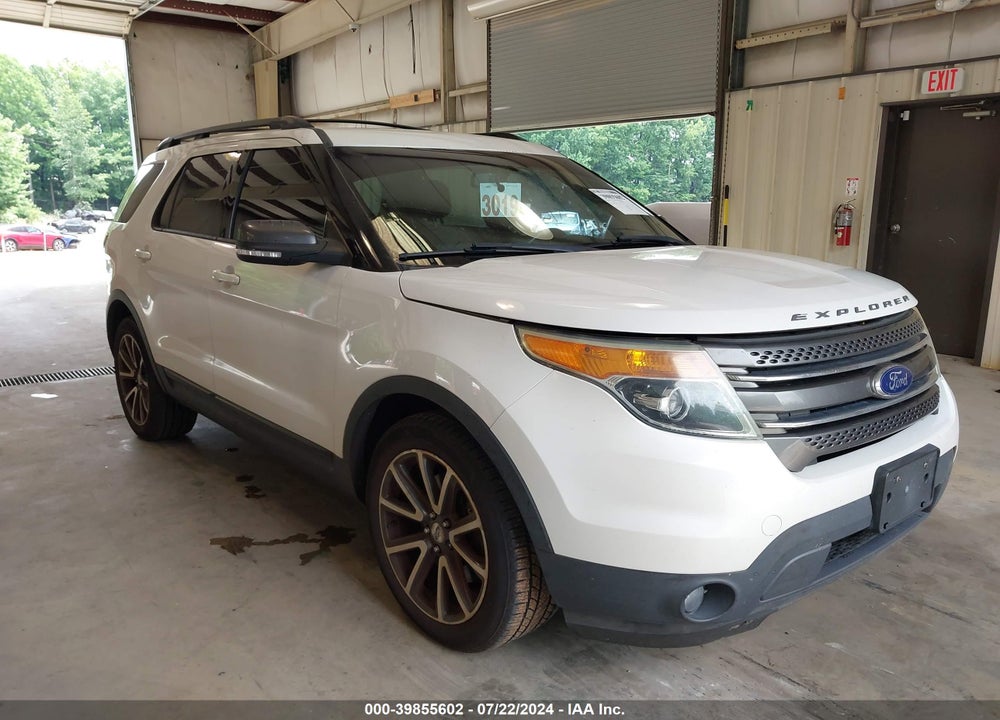 2015 FORD EXPLORER XLT VIN: 1FM5K7D88FGA01451