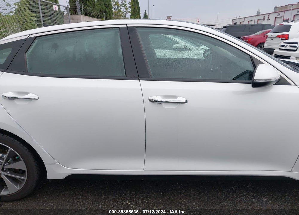 2016 KIA OPTIMA SX TURBO VIN: 5XXGW4L29GG079033