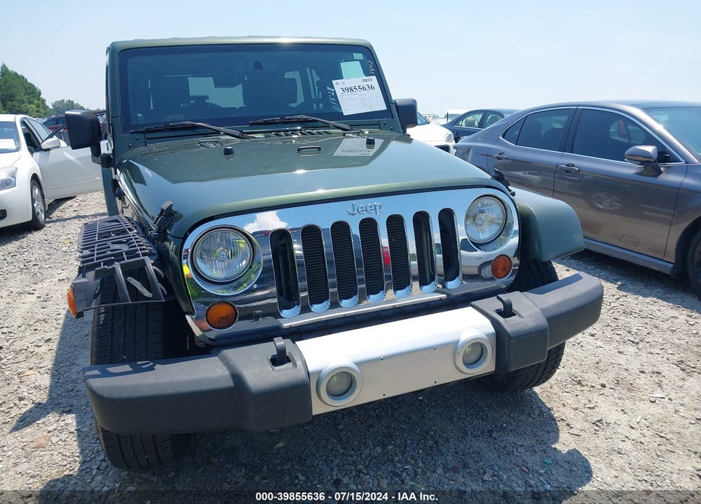 2008 JEEP WRANGLER UNLIMITED SAHARA VIN: 1J4GA59178L638965