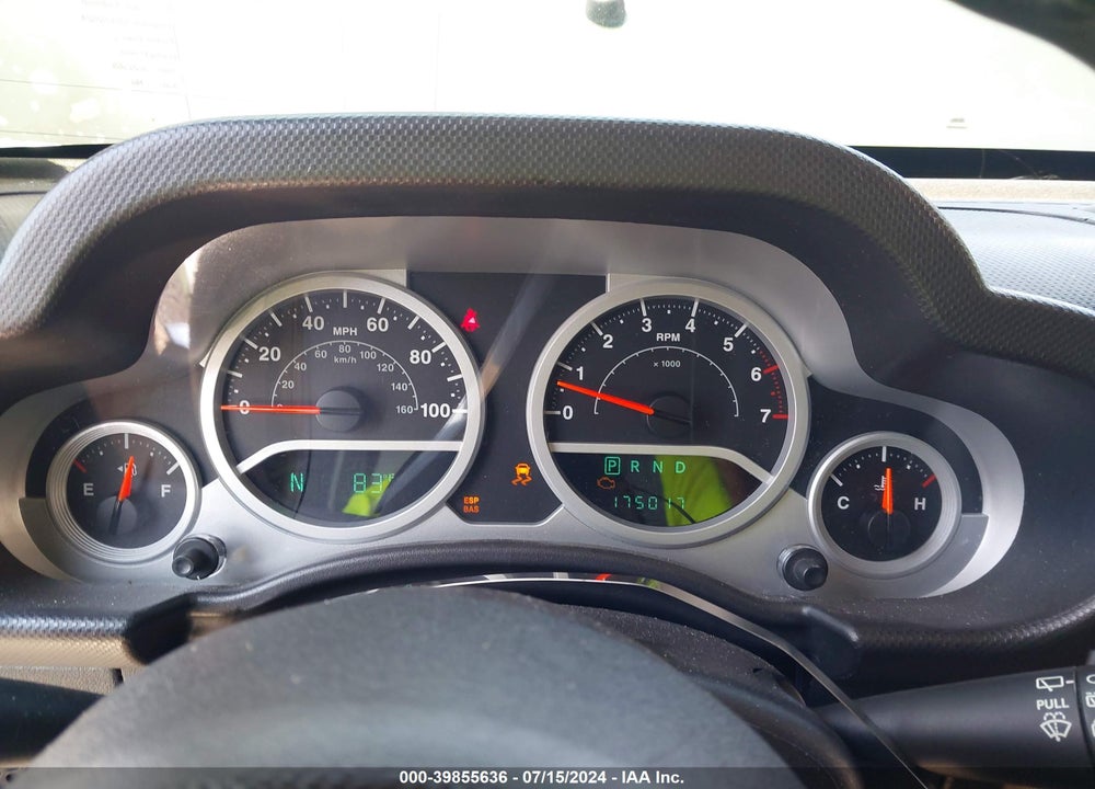 2008 JEEP WRANGLER UNLIMITED SAHARA VIN: 1J4GA59178L638965