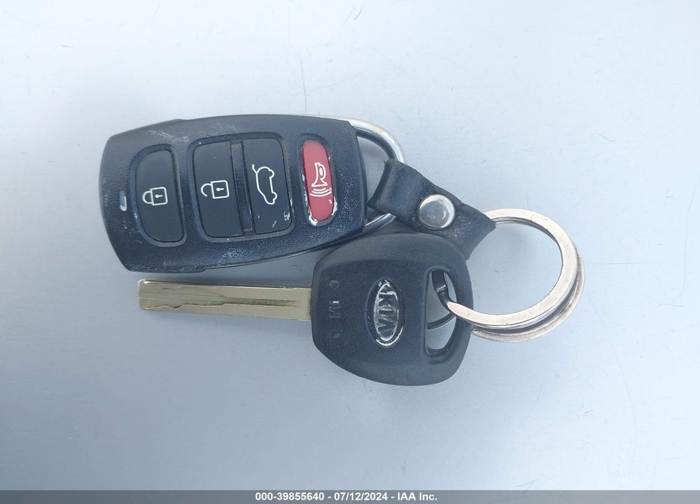 2008 KIA BORREGO VIN: KNDJH741385009542