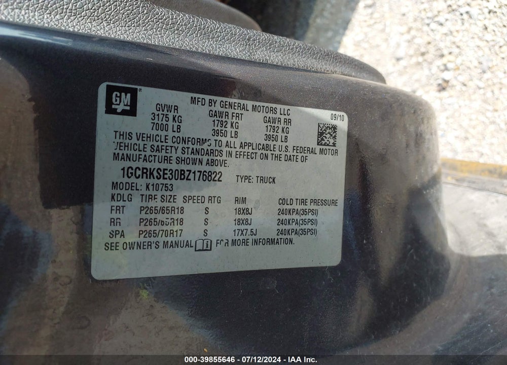 2011 CHEVROLET SILVERADO 1500 LT VIN: 1GCRKSE30BZ176822