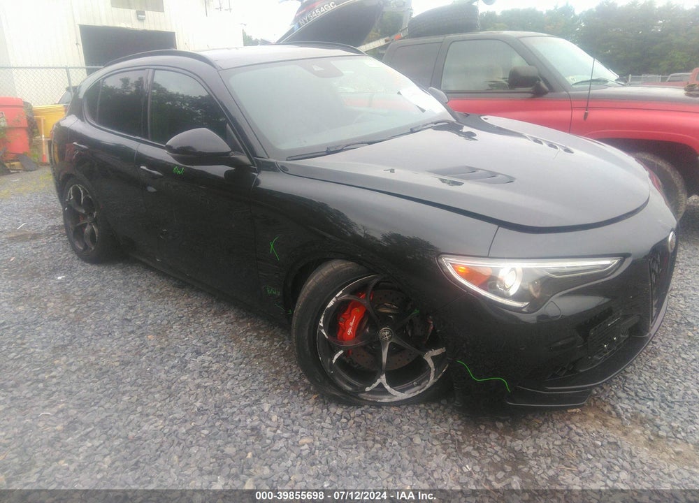 2022 ALFA ROMEO STELVIO QUADRIFOGLIO AWD VIN: ZASPAKEVXN7D39690