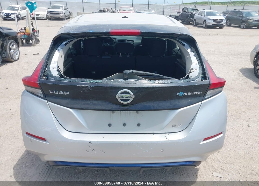 2022 NISSAN LEAF SV 40 KWH VIN: 1N4AZ1CV0NC560880