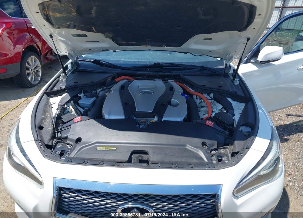 2015 INFINITI Q50 HYBRID PREMIUM VIN: JN1AV7AR1FM850851