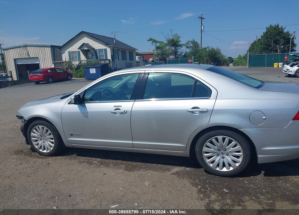 2010 FORD FUSION HYBRID VIN: 3FADP0L30AR410579