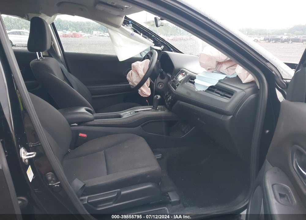 2016 HONDA HR-V LX VIN: 3CZRU6H34GM747888
