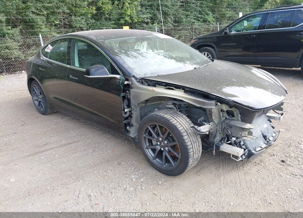2018 TESLA MODEL 3 LONG RANGE/MID RANGE VIN: 5YJ3E1EA2JF013972