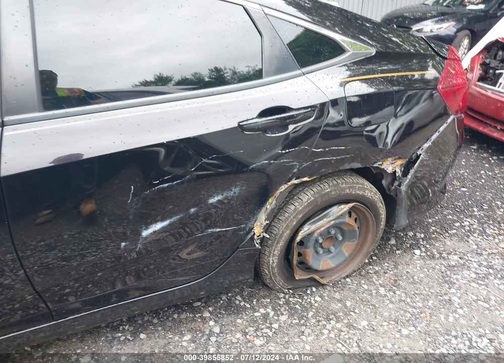 2018 HONDA CIVIC LX VIN: 19XFC2F54JE208620