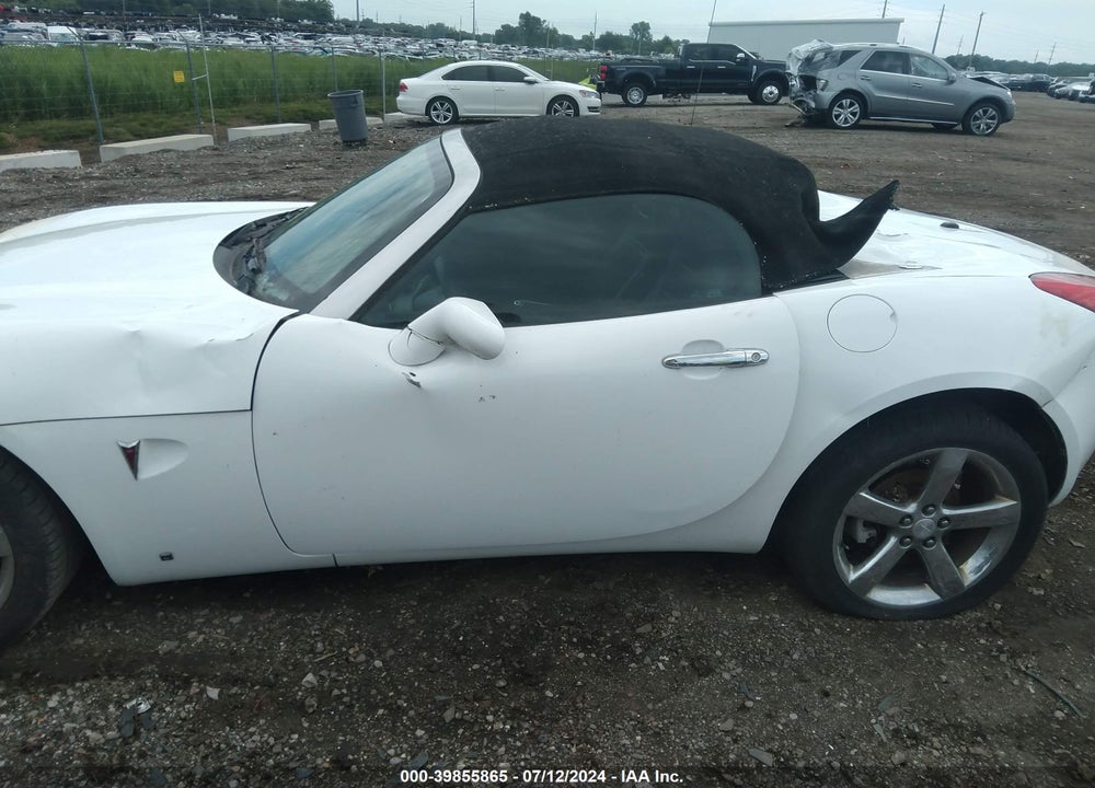 2007 PONTIAC SOLSTICE VIN: 1G2MB35B07Y108576