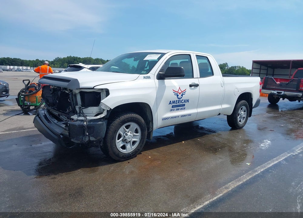 2018 TOYOTA TUNDRA SR 4.6L V8 VIN: 5TFUM5F10JX076636
