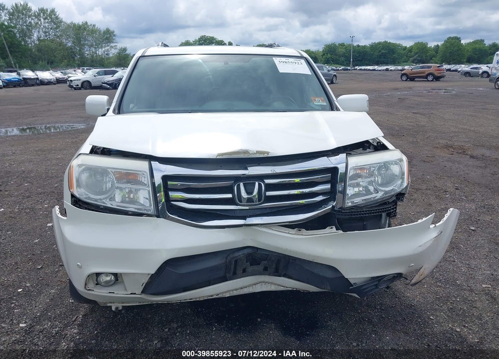 2014 HONDA PILOT TOURING VIN: 5FNYF4H92EB011098
