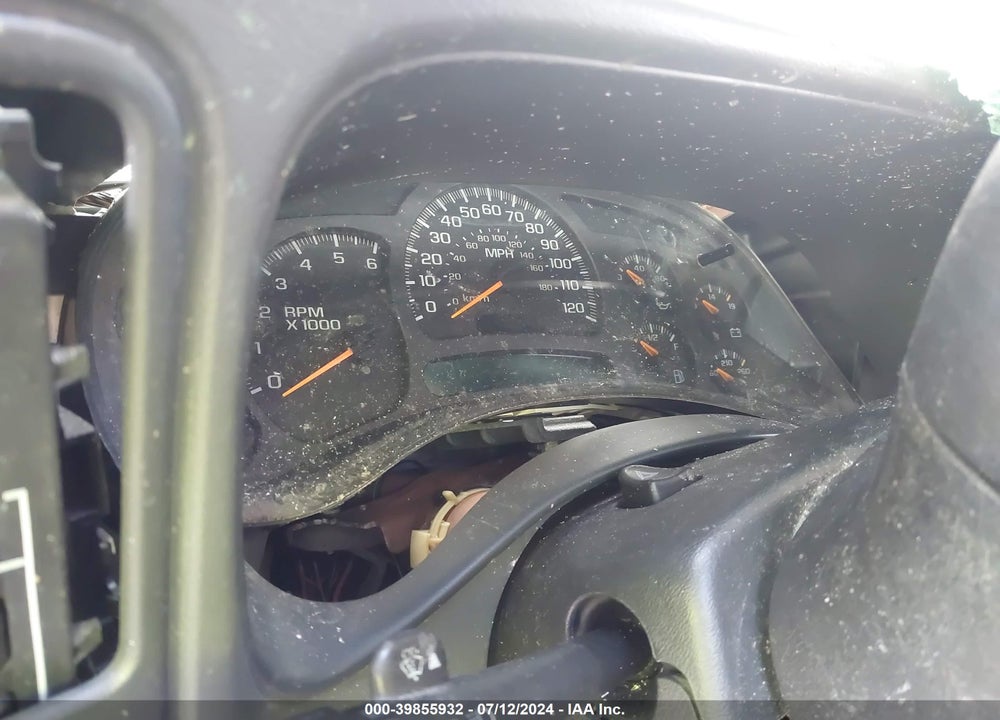 2003 CHEVROLET TAHOE LS VIN: 1GNEK13V33R288410