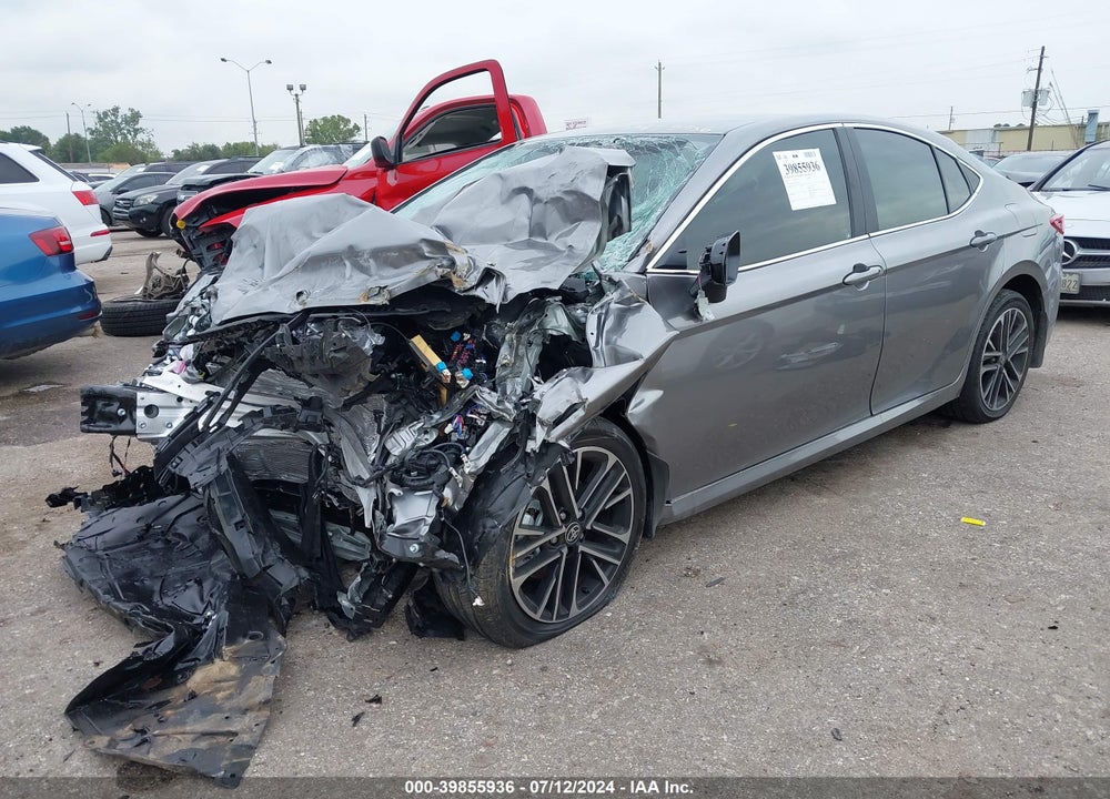 2025 TOYOTA CAMRY XLE VIN: 4T1DAACK2SU505238
