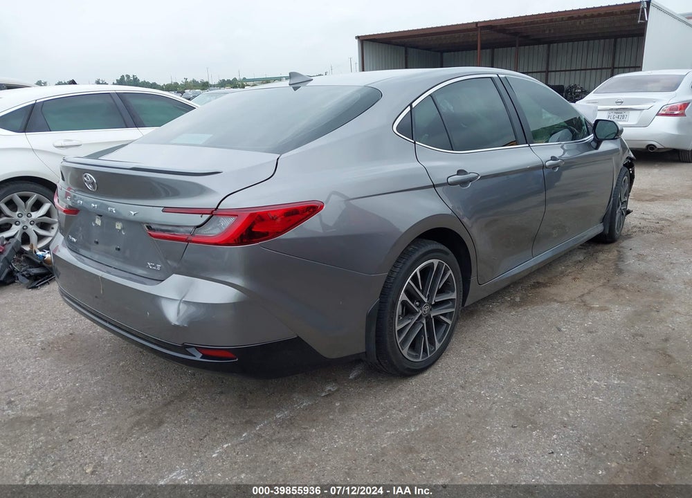 2025 TOYOTA CAMRY XLE VIN: 4T1DAACK2SU505238