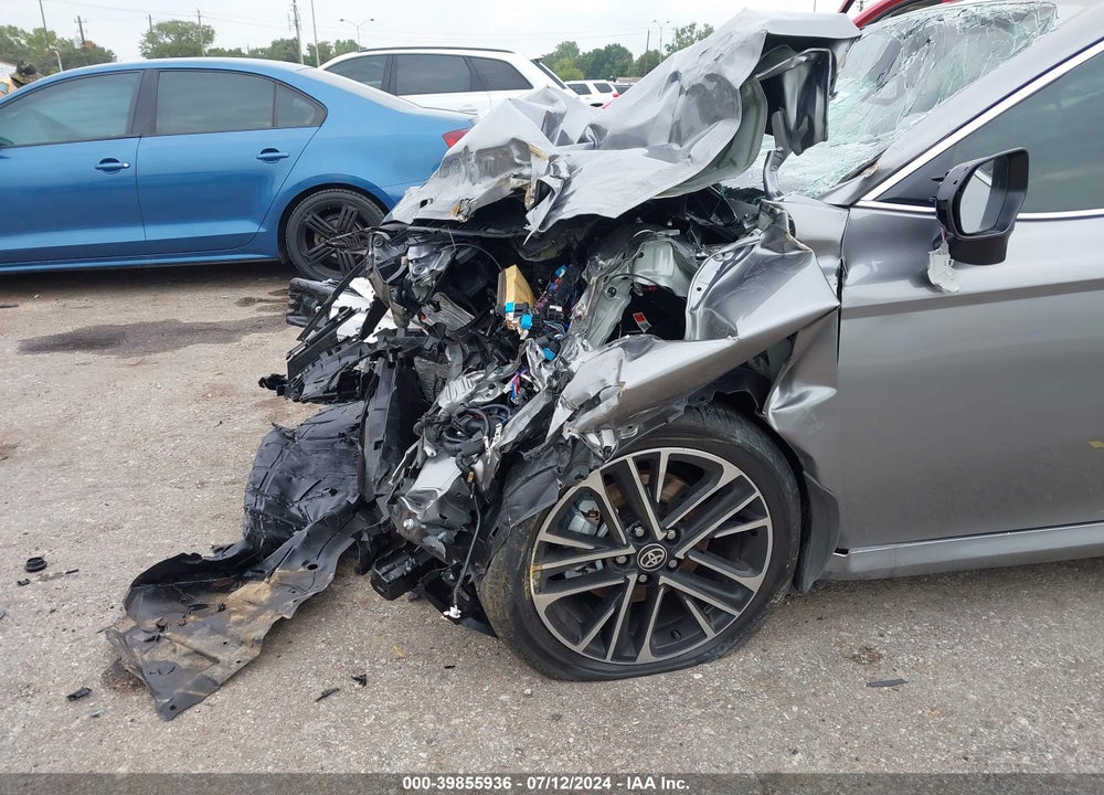 2025 TOYOTA CAMRY XLE VIN: 4T1DAACK2SU505238