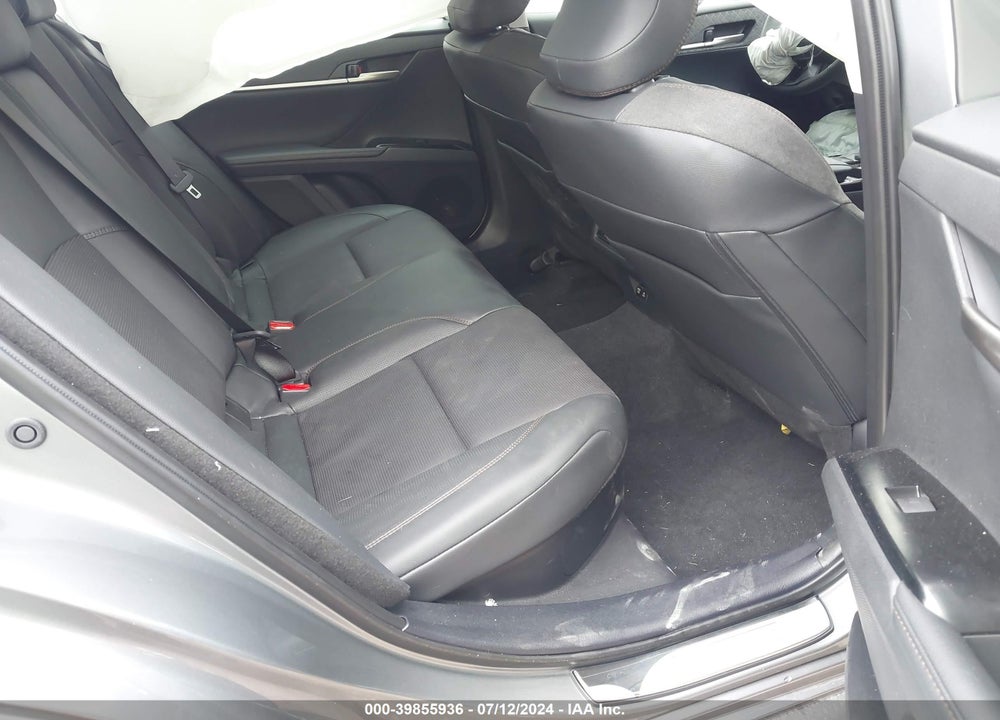 2025 TOYOTA CAMRY XLE VIN: 4T1DAACK2SU505238