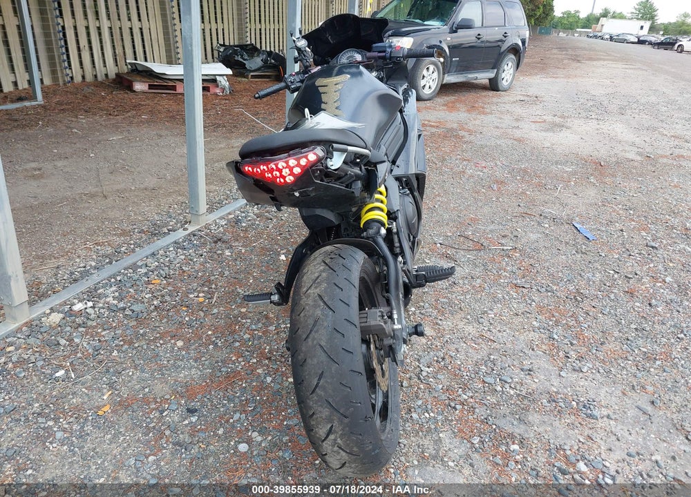 2013 KAWASAKI EX650 E VIN: JKAEXEE12DDA13943