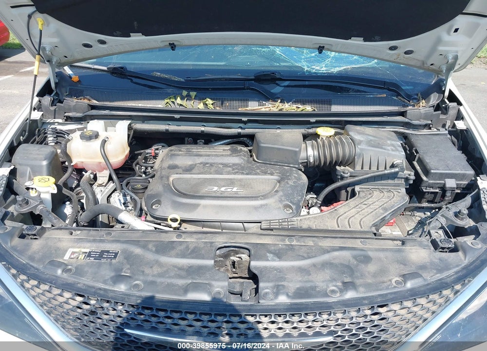 2017 CHRYSLER PACIFICA TOURING VIN: 2C4RC1DG4HR609301