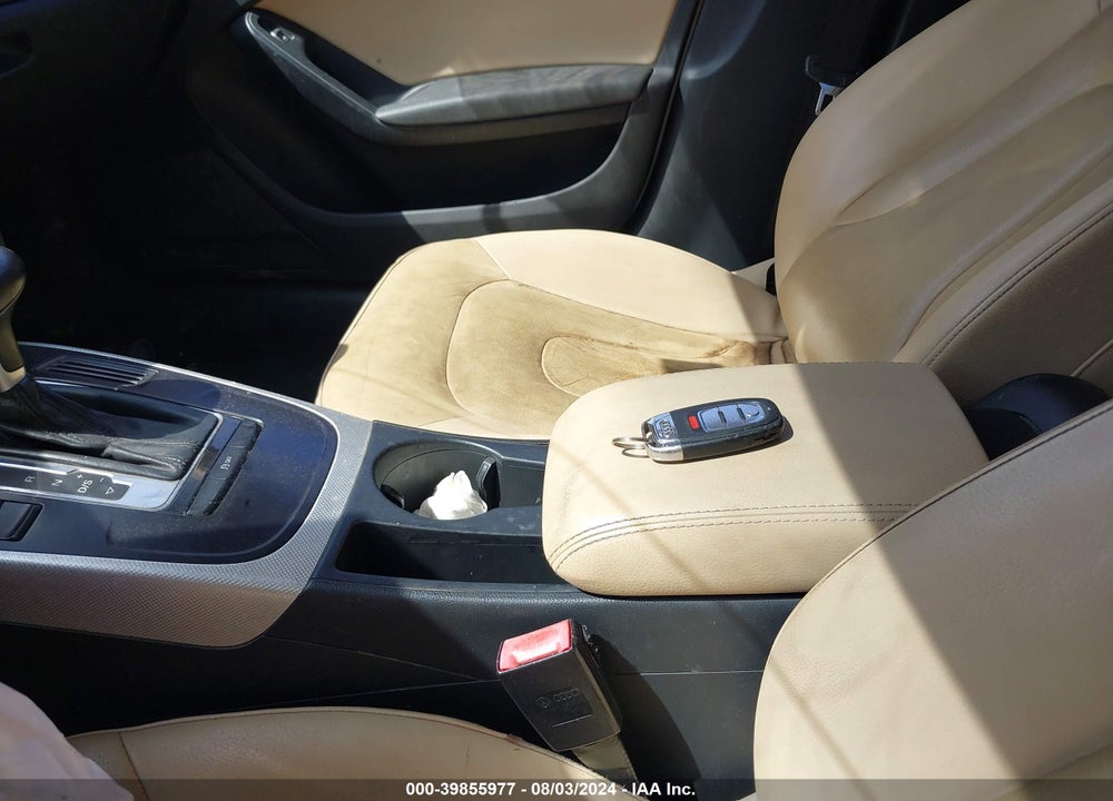 2015 AUDI A4 2.0T PREMIUM VIN: WAUAFAFL4FN034235