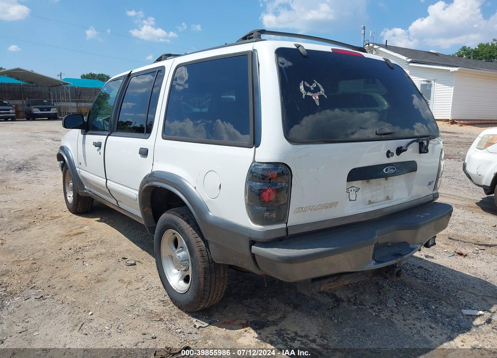 2001 FORD EXPLORER XLT VIN: 1FMDU73E41ZA75282