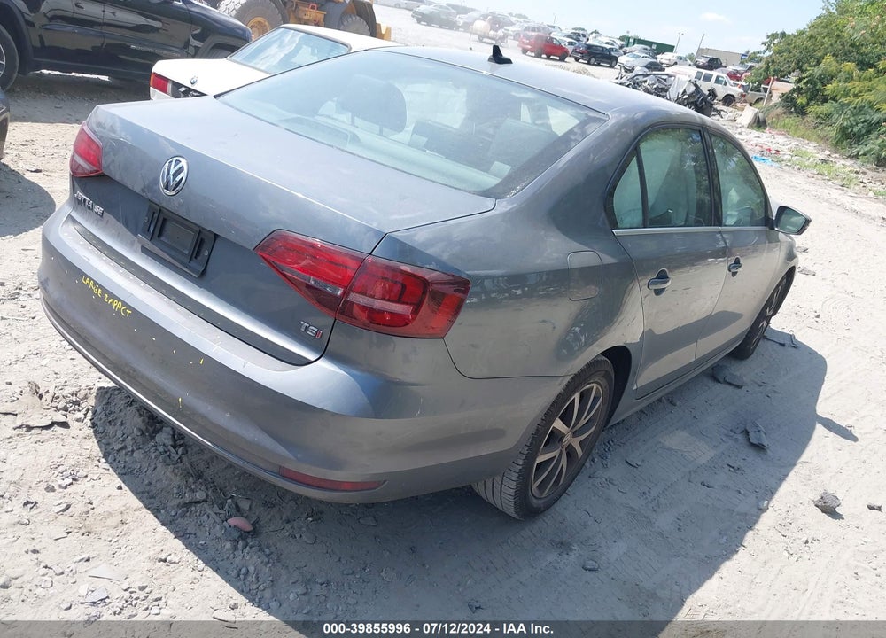 2017 VOLKSWAGEN JETTA 1.4T SE VIN: 3VWDB7AJ8HM415486