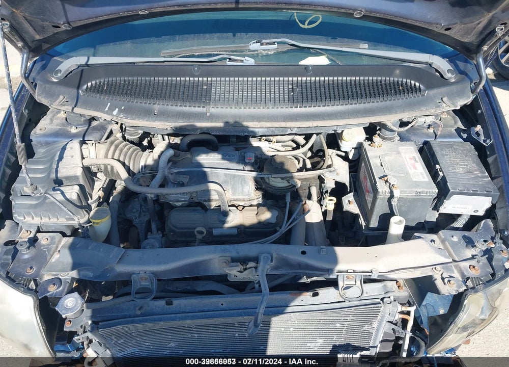 2005 CHRYSLER TOWN & COUNTRY LIMITED VIN: 2C4GP64L95R284629