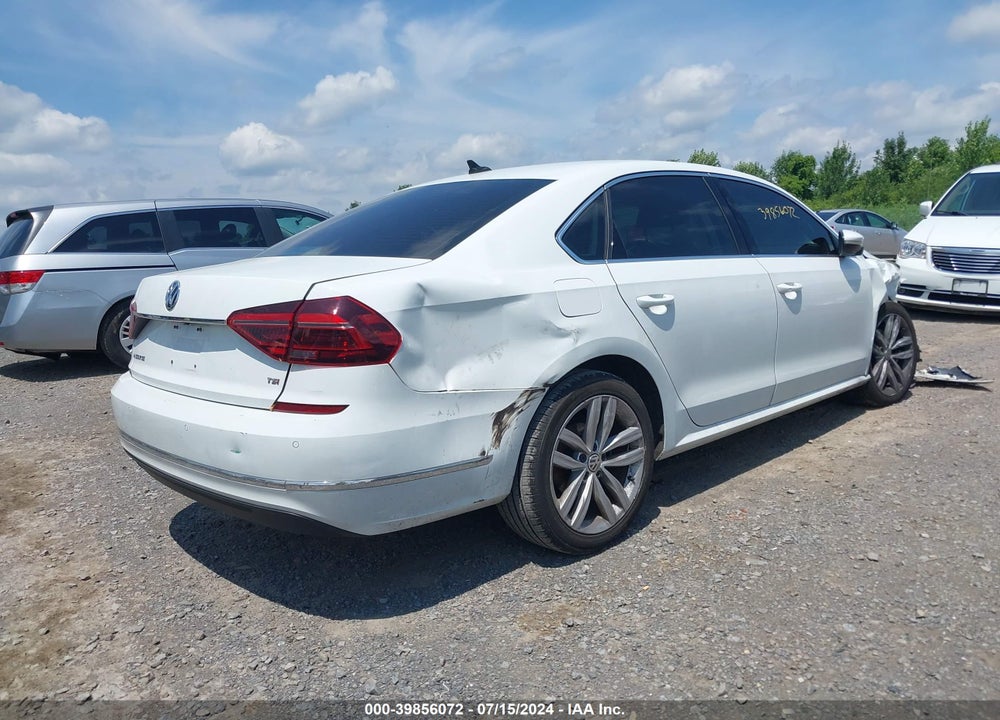 2018 VOLKSWAGEN PASSAT 2.0T SE VIN: 1VWBA7A32JC030802