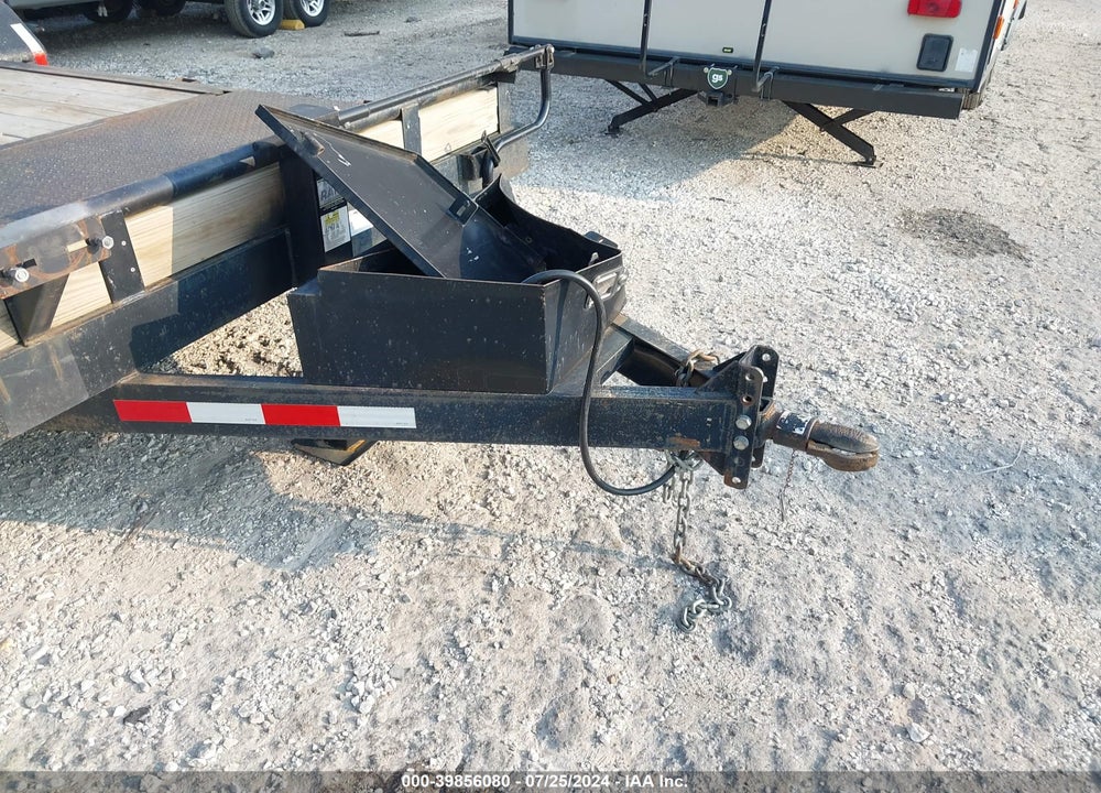 2018 UTILITY STAG FLATBED VIN: 4S91F2628JA377099