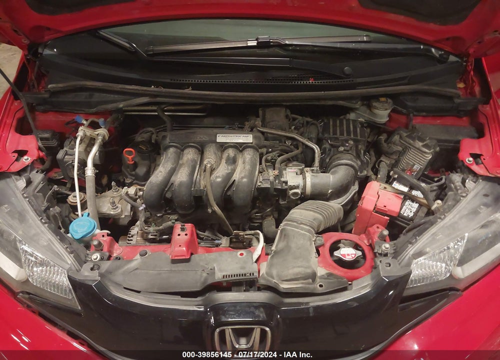 2015 HONDA FIT LX VIN: 3HGGK5G5XFM780037
