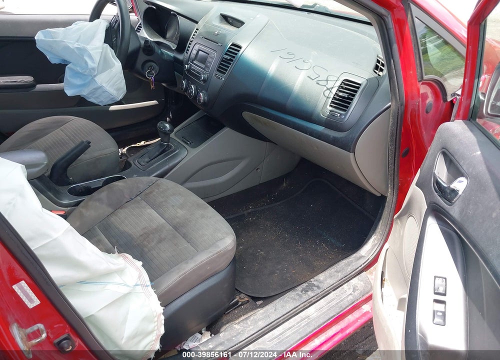 2015 KIA FORTE LX VIN: KNAFX4A67F5257441