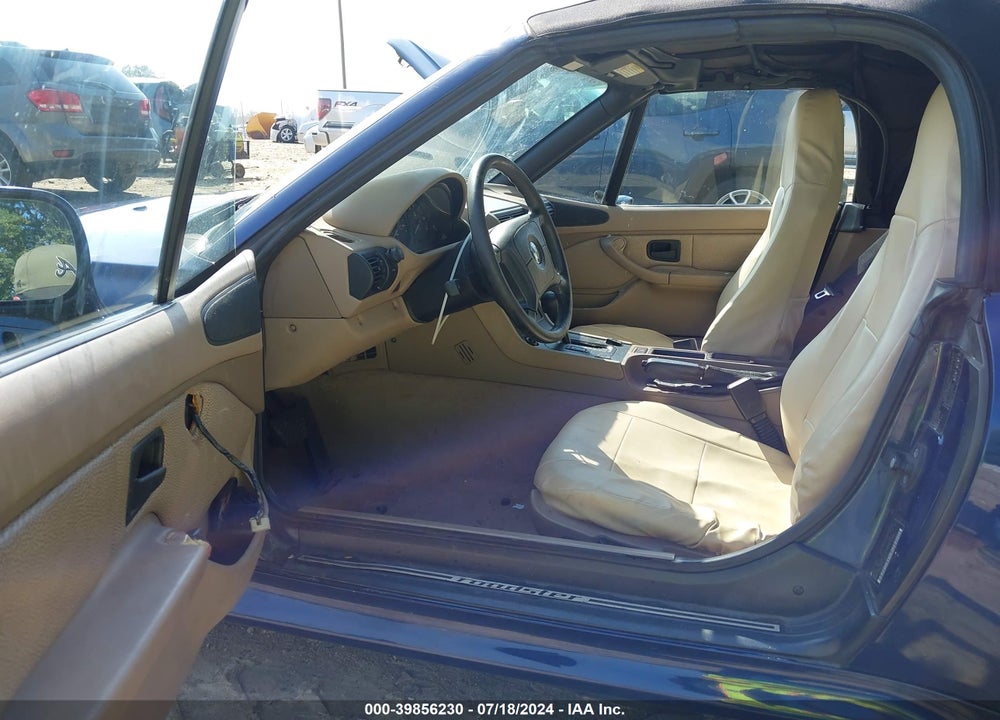1999 BMW Z3 2.3 VIN: 4USCH9338XLG01999