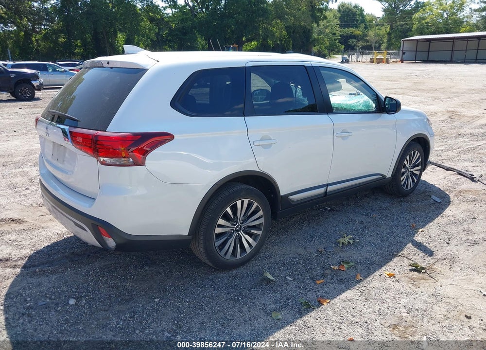 2020 MITSUBISHI OUTLANDER ES 2.4 VIN: JA4AD2A33LZ015549