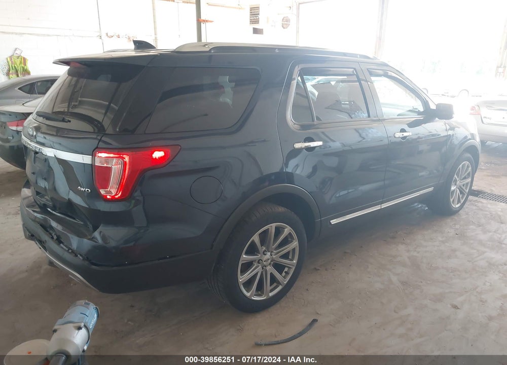 2017 FORD EXPLORER LIMITED VIN: 1FM5K8F84HGD89025