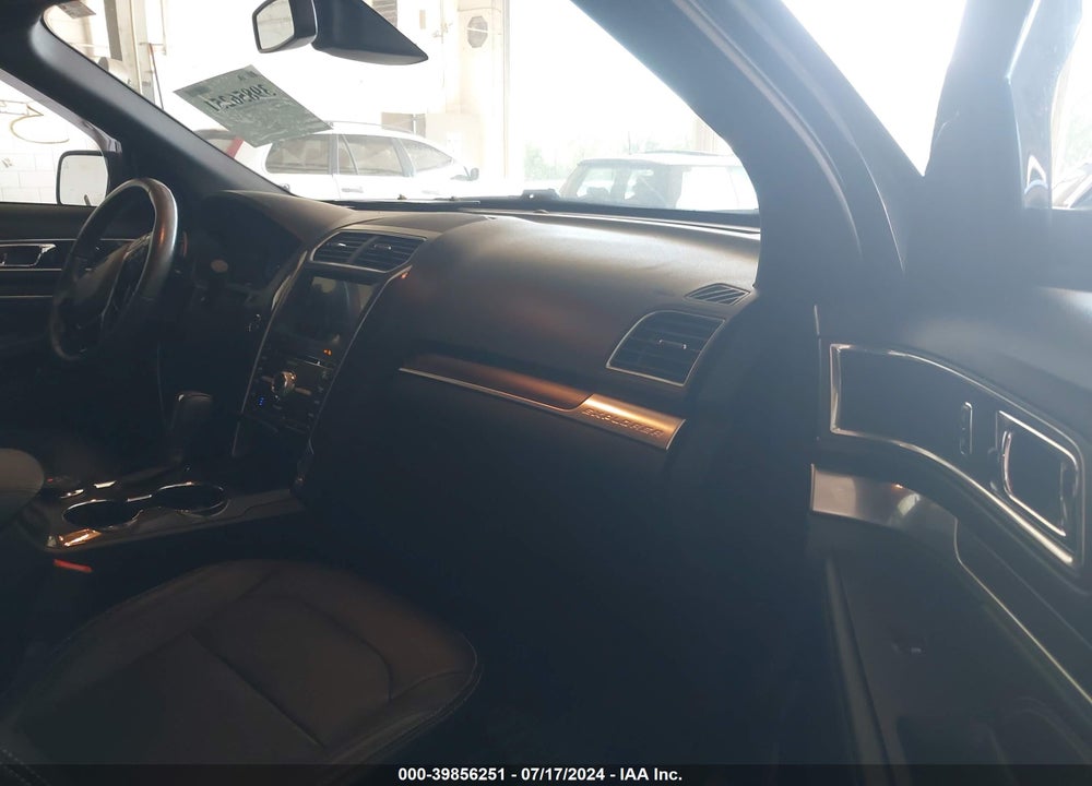 2017 FORD EXPLORER LIMITED VIN: 1FM5K8F84HGD89025