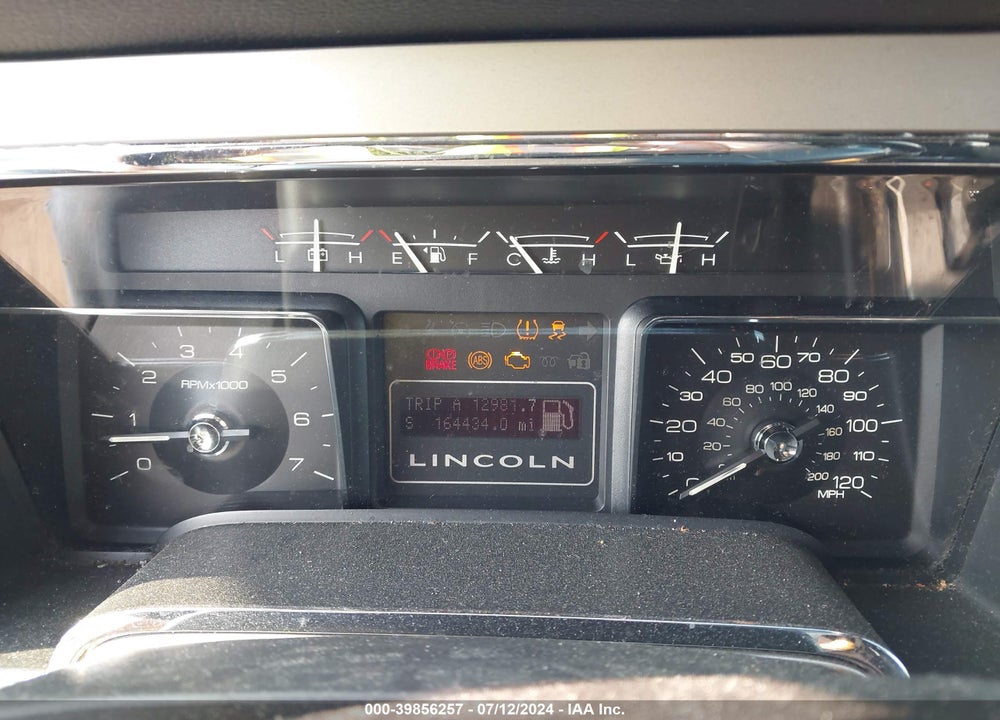 2010 LINCOLN NAVIGATOR VIN: 5LMJJ2J51AEJ06140